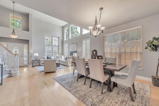 298 Gardenia Drive, San Jose CA: https://media.crmls.org/mediaz/3cd0b544-d10c-4f60-879e-c6f87ff8ac3d.jpg