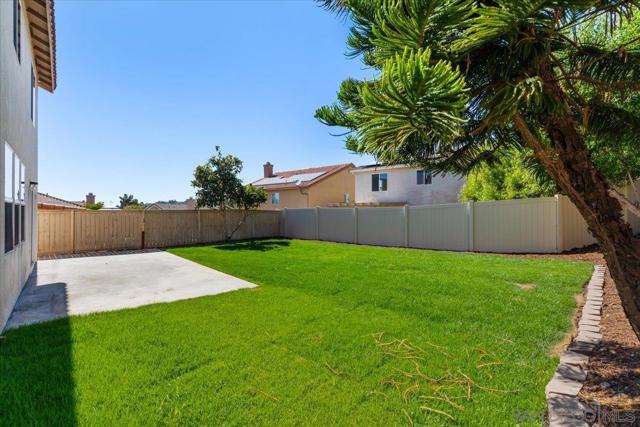817 Avenida Codorniz, San Marcos CA: https://media.crmls.org/mediaz/3cd0b6d3-2eb8-4dc2-afc9-307bc90f5364.jpg