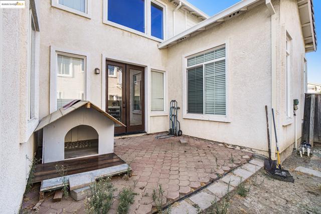 3238 Panda Ct, Antioch CA: https://media.crmls.org/mediaz/3cd0c306-4f11-425a-9b8f-d22b0e31ebd7.jpg