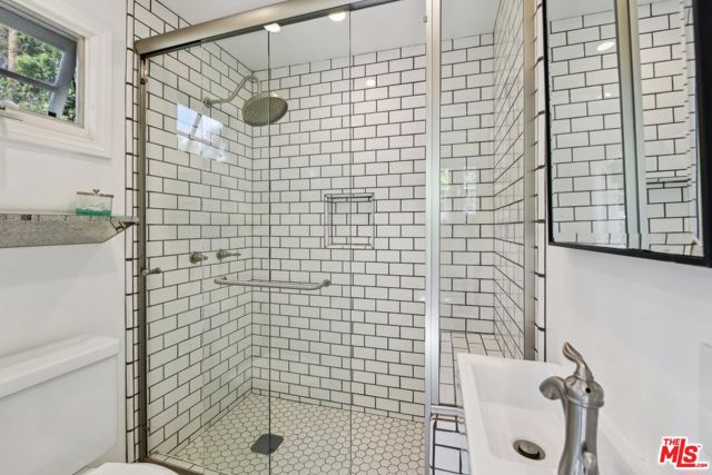 1324 N Orange Grove Avenue, West Hollywood CA: https://media.crmls.org/mediaz/3cd15731-eb5e-4287-865b-4f253bc4564a.jpg
