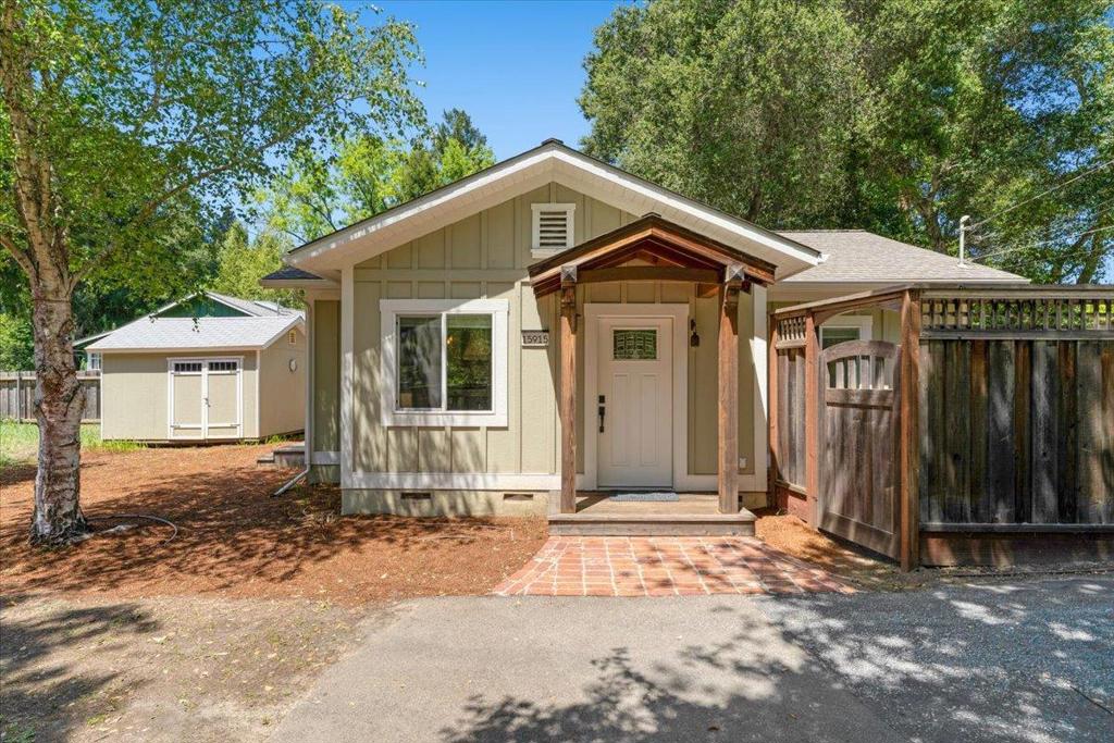 15915 Kings Creek Road