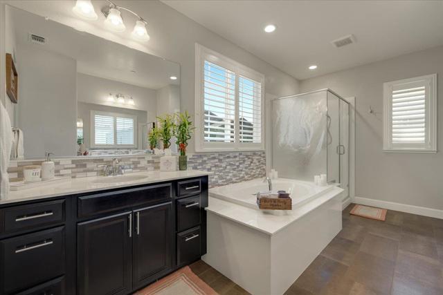738 Sullivan Way, Gilroy CA: https://media.crmls.org/mediaz/3cd275bf-7762-465c-b51f-5be2dc9a8100.jpg