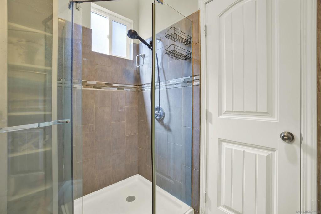 MLS #250039502SD image #12