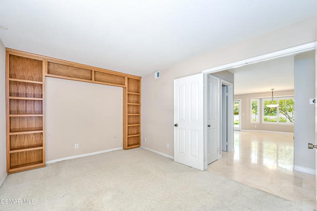 3041 Three Springs Drive, Westlake Village CA: https://media.crmls.org/mediaz/3cd4cc83-bbe3-4da6-8d04-e2d4d0b5adb5.jpg