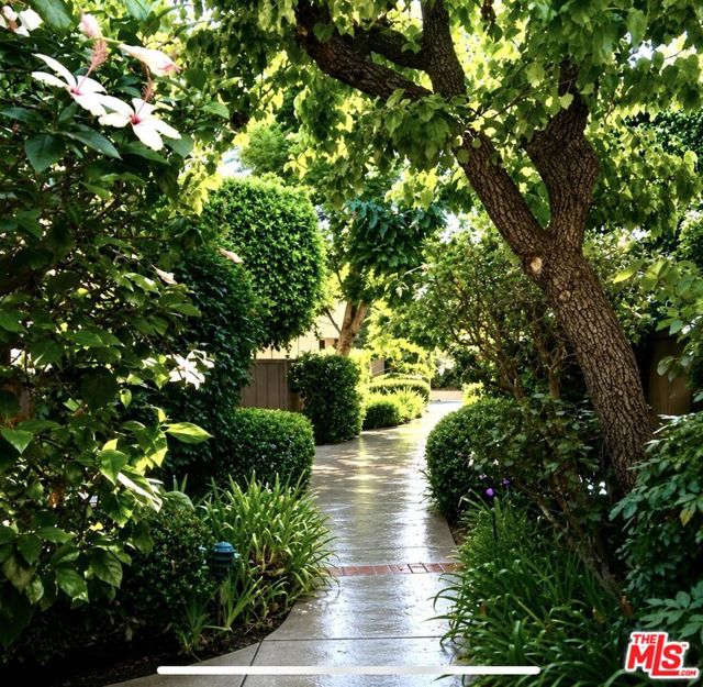 2 Bed Home for Sale in Los Angeles, California