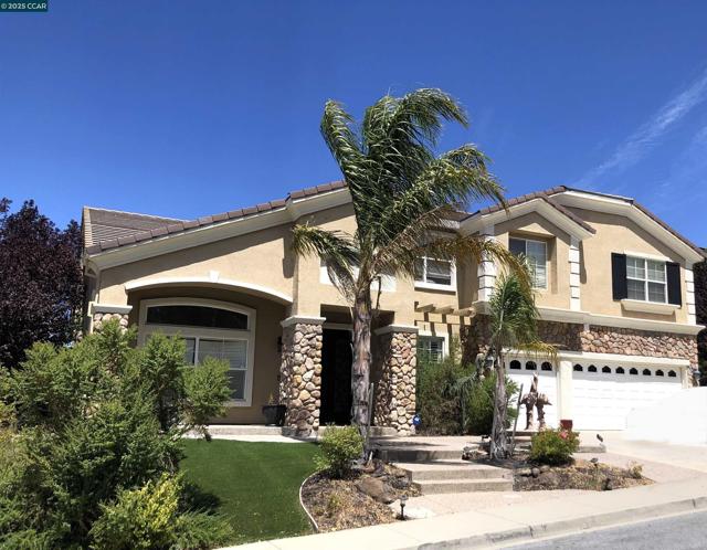 1023 Pebble Beach Dr, Clayton CA: https://media.crmls.org/mediaz/3cd5fc14-72e2-425a-bb87-fcf5cf249971.jpg