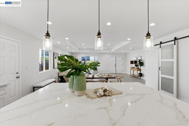 Image 15 of 46 For 4519 Edwards Ln