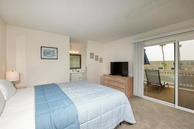 999 N Pacific St, Oceanside CA: https://media.crmls.org/mediaz/3cd6994a-e98c-4a84-9082-8b444018c073.jpg
