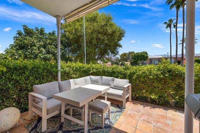 Image 32 of 37 For 73571 El Hasson Circle