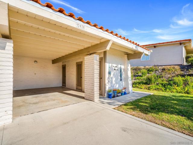 12426 Rios Rd, San Diego, California 92128, 2 Bedrooms Bedrooms, ,1 BathroomBathrooms,Condominium,For Sale,Rios Rd,250017073SD