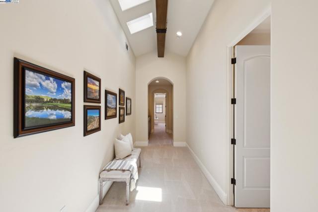 6340 Inspiration Ter, Pleasanton CA: https://media.crmls.org/mediaz/3cd7b44f-8dd6-4043-9291-e1a7f51781f9.jpg