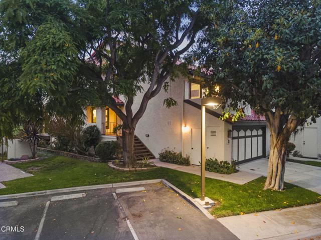 2205 Vina Del Mar, Oxnard CA: https://media.crmls.org/mediaz/3cd7b75a-b141-4002-b260-a7956a61571b.jpg