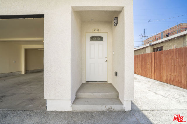 236 W 84th Place, Los Angeles CA: https://media.crmls.org/mediaz/3cd8053a-6ef2-4fbe-9373-1aa027e41778.jpg