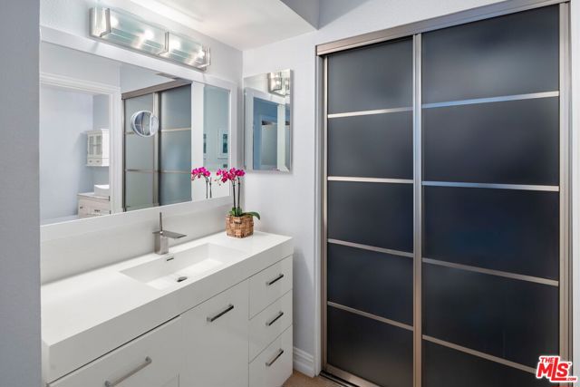 8828 Pershing Drive, Playa del Rey CA: https://media.crmls.org/mediaz/3cd80781-4338-4966-b21e-ca32d5290a6a.jpg