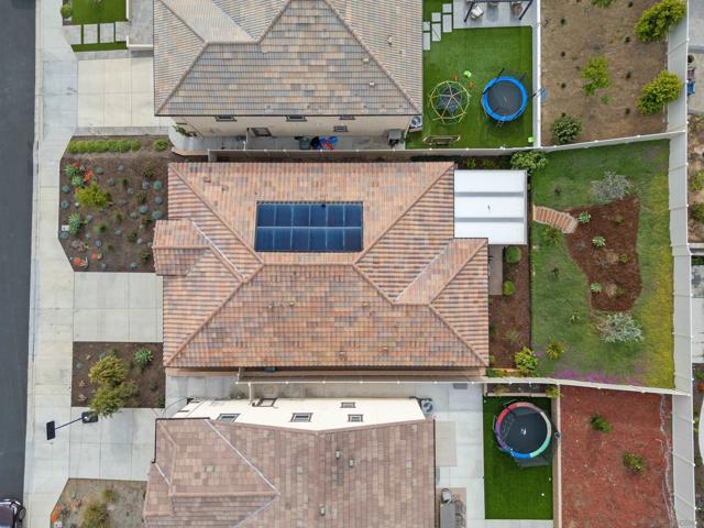 1026 Crestline, San Marcos CA: https://media.crmls.org/mediaz/3cd84f4a-23cb-4b53-99f3-666991322d05.jpg