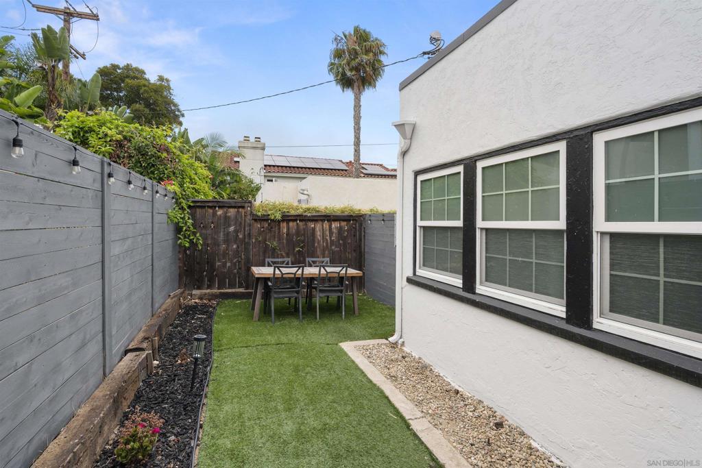 2952 Rosecrans St - photo 8