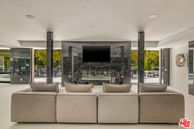 677 Nimes Road, Los Angeles CA: https://media.crmls.org/mediaz/3cd96e06-e99a-4598-b3ef-83ac43ffea1a.jpg
