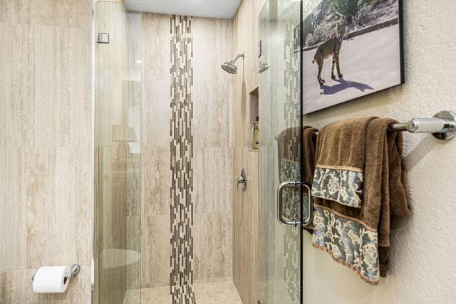 15 Duke Drive, Rancho Mirage CA: https://media.crmls.org/mediaz/3cd9832c-fd09-4851-856c-d37f12c94b46.jpg