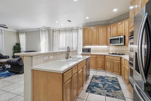 9740 Linnet Court, Gilroy CA: https://media.crmls.org/mediaz/3cda28b1-2a6c-4932-bd6f-9942563f96d6.jpg