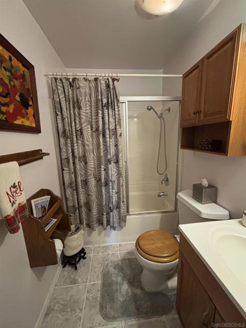 872 74 Duval St, San Diego CA: https://media.crmls.org/mediaz/3cdb3a9f-8fb7-4c41-ac35-d5fe914301b6.jpg