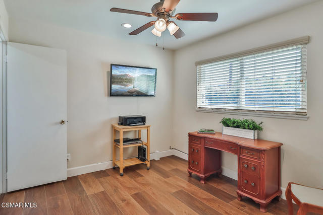 1878 Moore Street, Simi Valley CA: https://media.crmls.org/mediaz/3cdb806e-bee3-4d93-9f8f-771bd239cde4.jpg