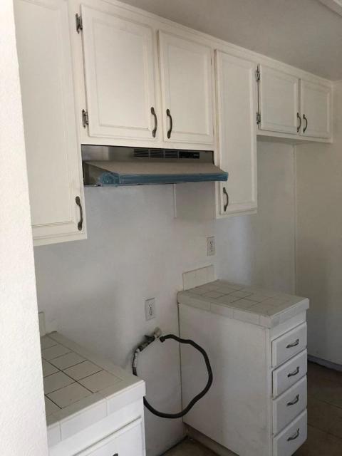 1507 Capitol Circle, Stockton CA: https://media.crmls.org/mediaz/3cdbe03a-993b-40cc-b56c-7b7f29b433d8.jpg