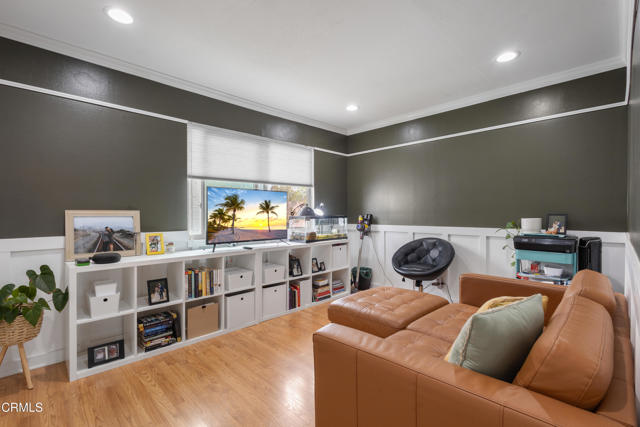 3235 Kelp Lane, Oxnard CA: https://media.crmls.org/mediaz/3cdc0d77-09b9-4ec6-9406-39ff0738c489.jpg