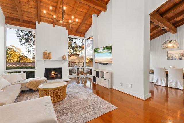 16936 Via de Santa Fe, Rancho Santa Fe CA: https://media.crmls.org/mediaz/3cdc287c-ec23-4cd6-92aa-779dab522460.jpg