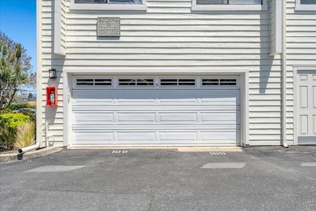 41 Grandview Street, Santa Cruz CA: https://media.crmls.org/mediaz/3cddaf19-41ee-4465-b089-61781d6751f9.jpg