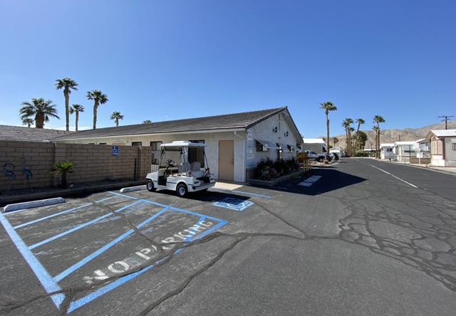 17777 Langlois Road, Desert Hot Springs CA: https://media.crmls.org/mediaz/3cde405f-13ce-407c-88de-18bd16719463.jpg