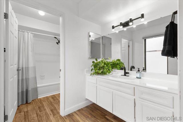 1020 E Washington Ave, Escondido CA: https://media.crmls.org/mediaz/3cde8d78-865c-4f3b-8e55-2767f138e867.jpg