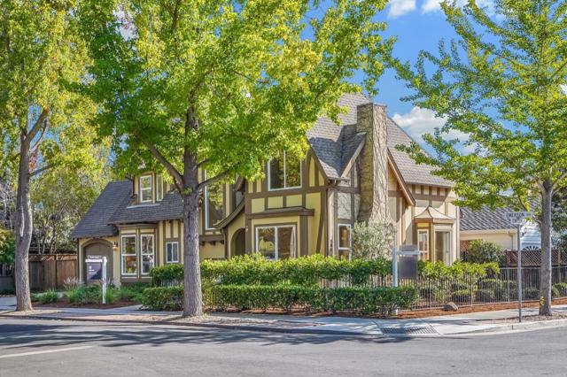 184 Tennyson Avenue, Palo Alto CA: https://media.crmls.org/mediaz/3cdeaa60-eb9c-480a-aa3b-f814fb78758a.jpg