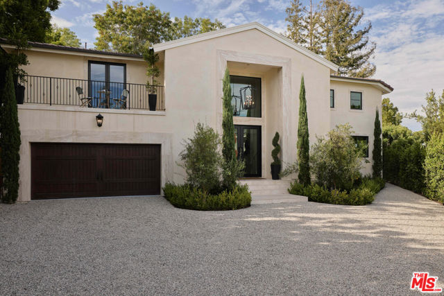 6 Bed Home for Sale in Los Angeles, California