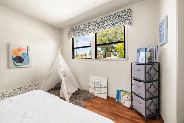 411 Alta Vista Dr, Santa Cruz CA: https://media.crmls.org/mediaz/3ce07a64-6696-4230-9372-cb4bf38c1ca8.jpg