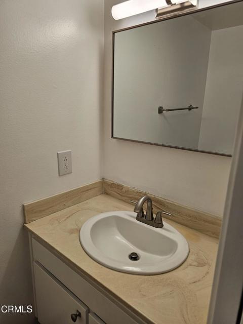 2166 N Indian Canyon Drive, Palm Springs CA: https://media.crmls.org/mediaz/3ce134a6-a1ea-4cef-b7e9-8eee868da972.jpg