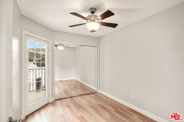 5241 Colodny Drive, Agoura Hills CA: https://media.crmls.org/mediaz/3ce18073-6a16-44e1-bb3e-c48b5c06054b.jpg