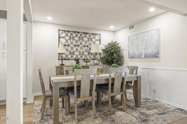 Detail Gallery Image 11 of 38 For 2036 Birchdale Ct, Thousand Oaks,  CA 91362 - 2 Beds | 2 Baths