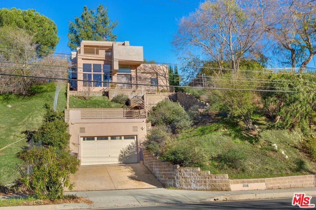 3116 N VERDUGO Road
