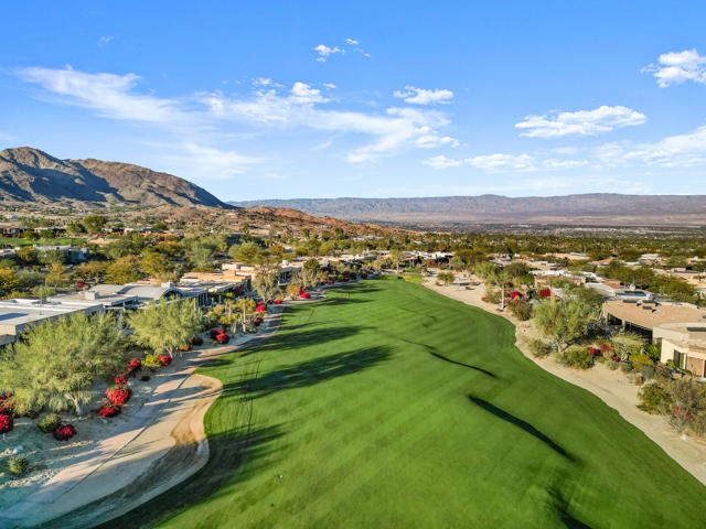 203 Kiva Drive, Palm Desert CA: https://media.crmls.org/mediaz/3ce37fce-62f0-4d0f-aa62-270965539b9d.jpg