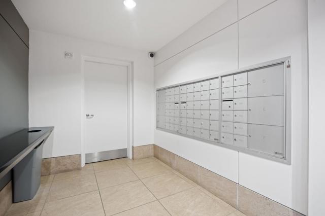 1 Mandalay Place, South San Francisco CA: https://media.crmls.org/mediaz/3ce38d94-3a20-4445-a6e6-19dfa0d213d6.jpg