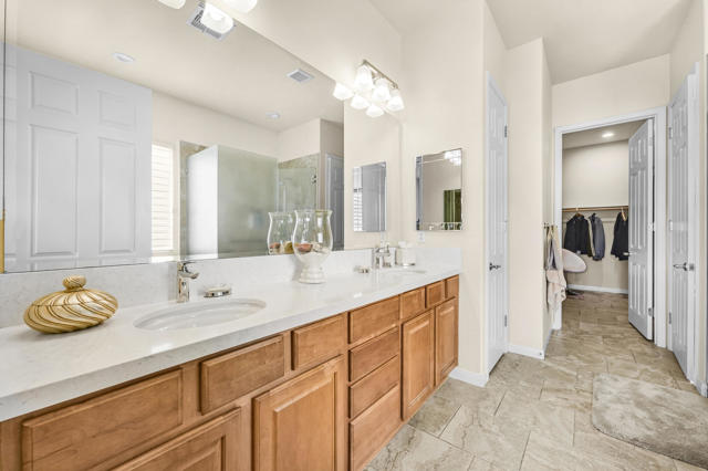 81554 Avenida Sombra, Indio CA: https://media.crmls.org/mediaz/3ce41174-0dab-42f0-bf95-9978cea01523.jpg