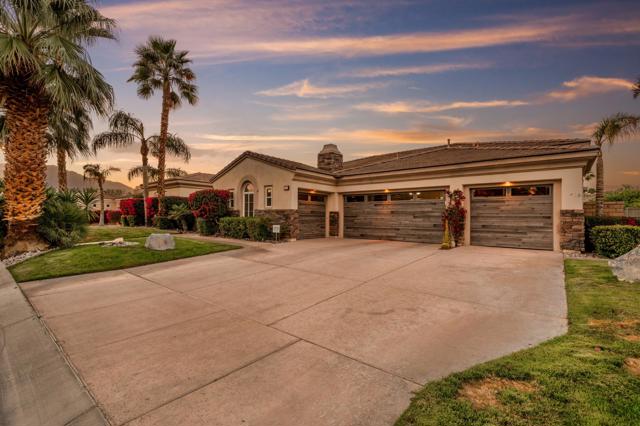 50 Toscana E Way, Rancho Mirage CA: https://media.crmls.org/mediaz/3ce42dac-5a75-4cc3-879b-6f834bd0b079.jpg