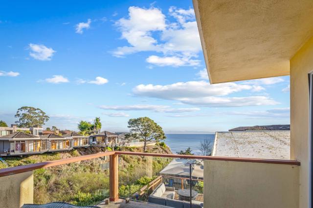 346 Kingsbury Drive, Aptos CA: https://media.crmls.org/mediaz/3ce4469e-c34a-45de-ab75-97566ed19536.jpg