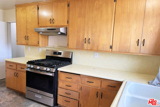 2513 Denmead Street, Lakewood CA: https://media.crmls.org/mediaz/3ce44d6d-c2c8-4407-a6a4-c0a04dfb2fe3.jpg