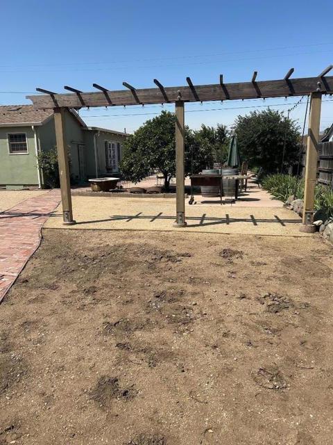 434 Oak Avenue, Greenfield CA: https://media.crmls.org/mediaz/3ce6344d-1a60-40c1-b54a-b18cac5be6e5.jpg