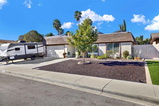 14152 Kendra Way, Poway, California 92064, 4 Bedrooms Bedrooms, ,2 BathroomsBathrooms,Single Family Residence,For Sale,Kendra Way,250001282SD