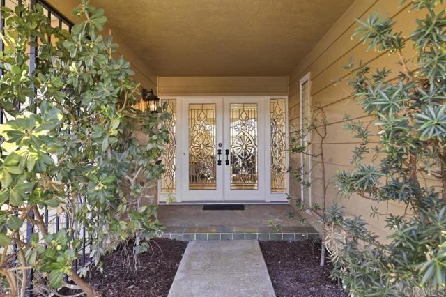 Detail Gallery Image 2 of 37 For 12209 Casero Pl, San Diego,  CA 92128 - 2 Beds | 2 Baths