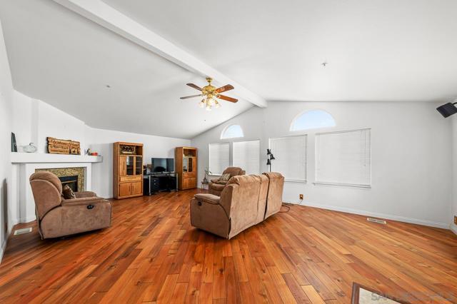 Image 17 of 75 For 35683 Breezy Lane