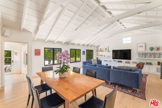 8917 Dorrington Avenue, West Hollywood CA: https://media.crmls.org/mediaz/3ce8691d-d09c-4bbf-868d-26244fd8b35f.jpg