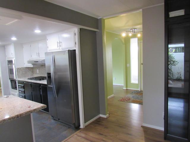 191 Figuaro Drive, Palm Springs CA: https://media.crmls.org/mediaz/3ce88a98-558d-4f83-9fef-e571aab2fe6b.jpg